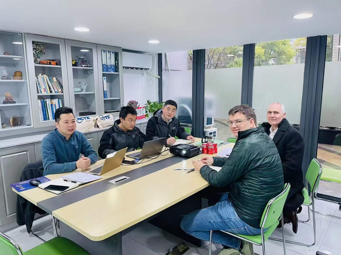 43e3a76d510636a09fe95a24649b5afc 43e3a76d510636a09fe95a24649b5afc